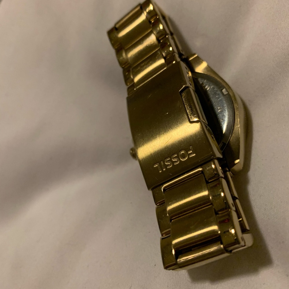 Fossil Watch - Picture 4 of 4